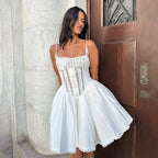 Damen Spitzenkleid mit tailliertem Schnitt und Rüschendetails R&B