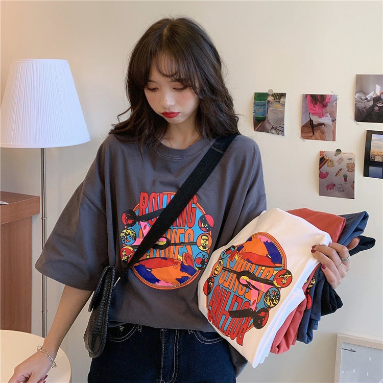Damen Grafik T-Shirt Kleid mit lässigem Schnitt und modernem Design