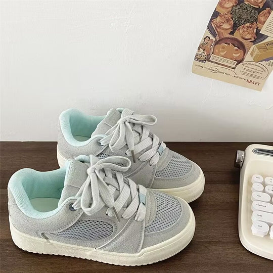Damen Sneakers im minimalistischen Design mit atmungsaktivem Obermaterial und dämpfender Sohle R&B