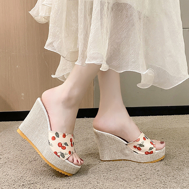 Damen Wedge-Pantoletten mit fruchtigem Muster und rutschfester Sohle R&B
