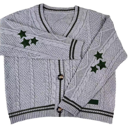 Damen Grobstrickjacke mit Sternen-Details und dekorativen Knöpfen R&B