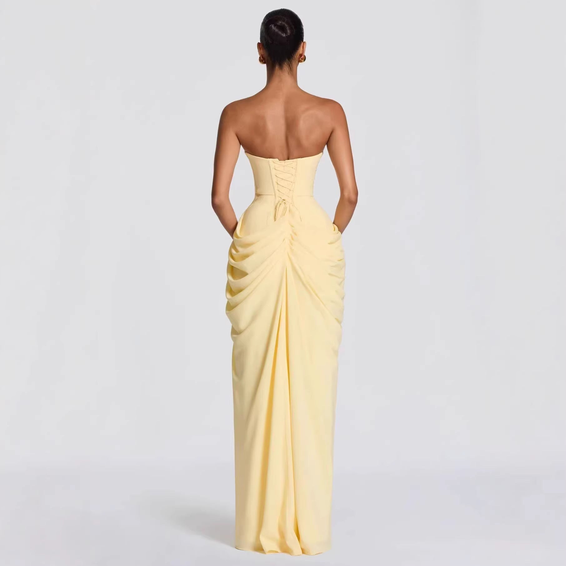 Damen Elegantes Bandeau Abendkleid mit Raffungen und Beinschlitz R&B