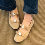 Damen Ballerina-Schuhe mit dekorativem Blumenakzent und flexiblem Riemchen R&B