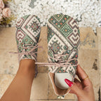 Damen Fußfreundliche Lace-Up Sneakers mit traditionellem Muster R&B