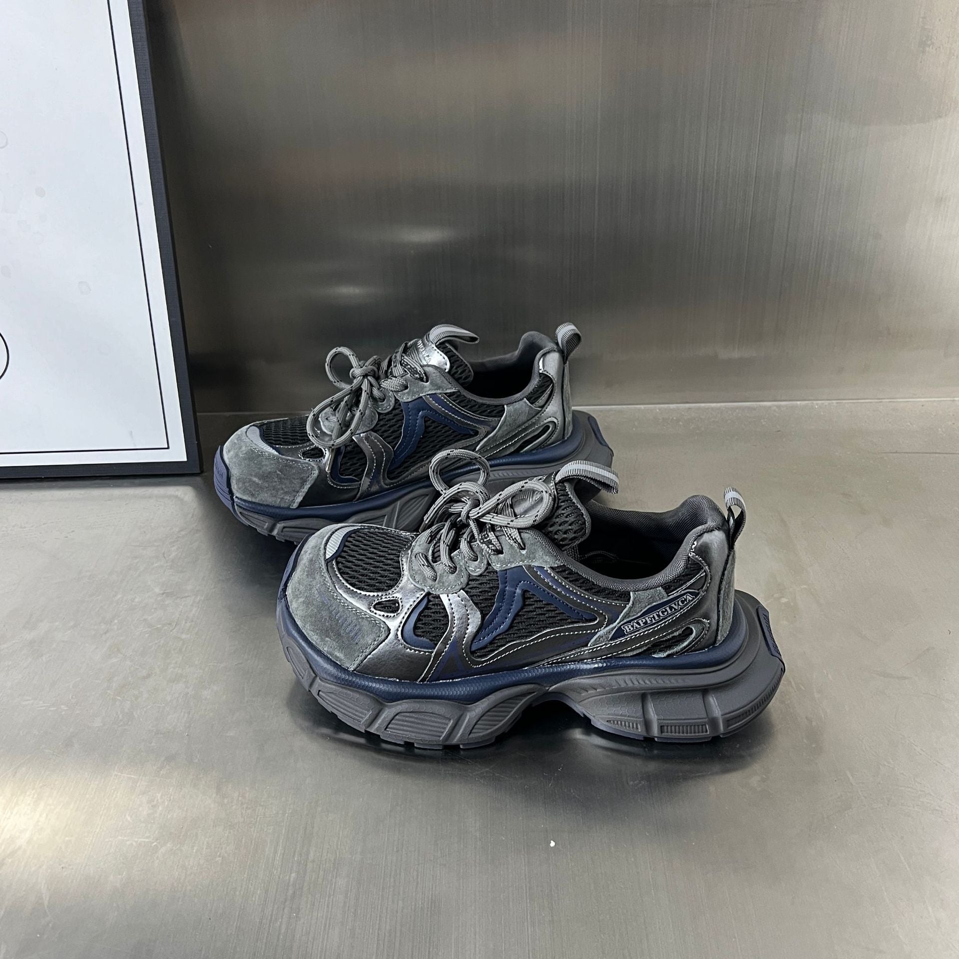 Damen Dynamische Sportsneakers mit atmungsaktivem Mesh und stoßdämpfendem Komfort R&B