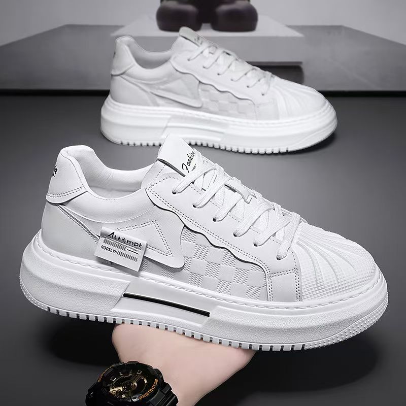 Damen Kompakte Sneaker mit robustem Plateau und modischem Design