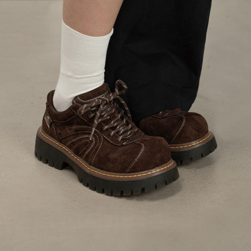 Damen Trendige Sneaker mit robustem Sohlenprofil und edlem Wildleder R&B
