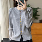 Damen Strickjacke mit goldenen Knöpfen R&B