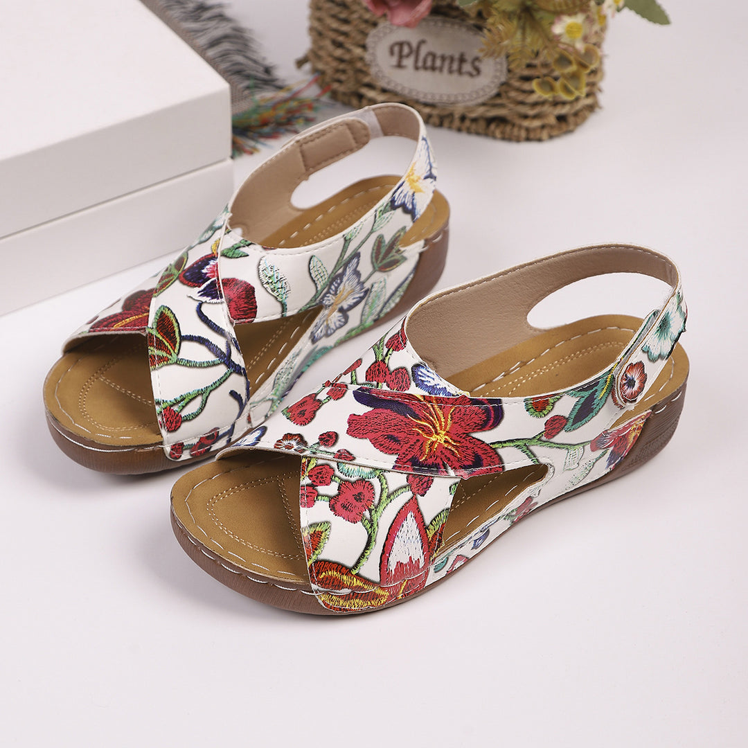 Damen modische Slingback-Sandalen mit stylishem Krokodil-Design und komfortablem Fußbett R&B