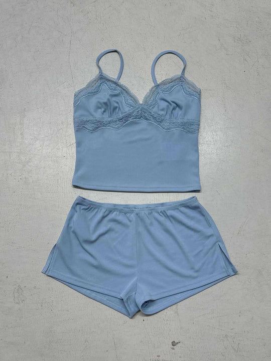 Damen Nachtwäsche Set mit zarter Spitze und bequemen Shorts R&B