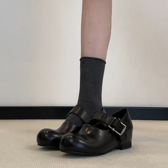 Damen elegante und stilvolle Riemchen-Schuh mit dekorativem Schnallenverschluss R&B