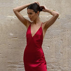 Damen Maxikleid mit tiefem V-Ausschnitt und gekreuzten Spaghettiträgern R&B