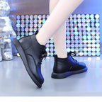 Damen Bequeme Lederboots mit klassischem Design und robuster Sohle