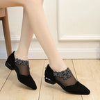 Damen Elegante und modische Ballerinas mit transparentem Design und dekorativem Blumenakzent