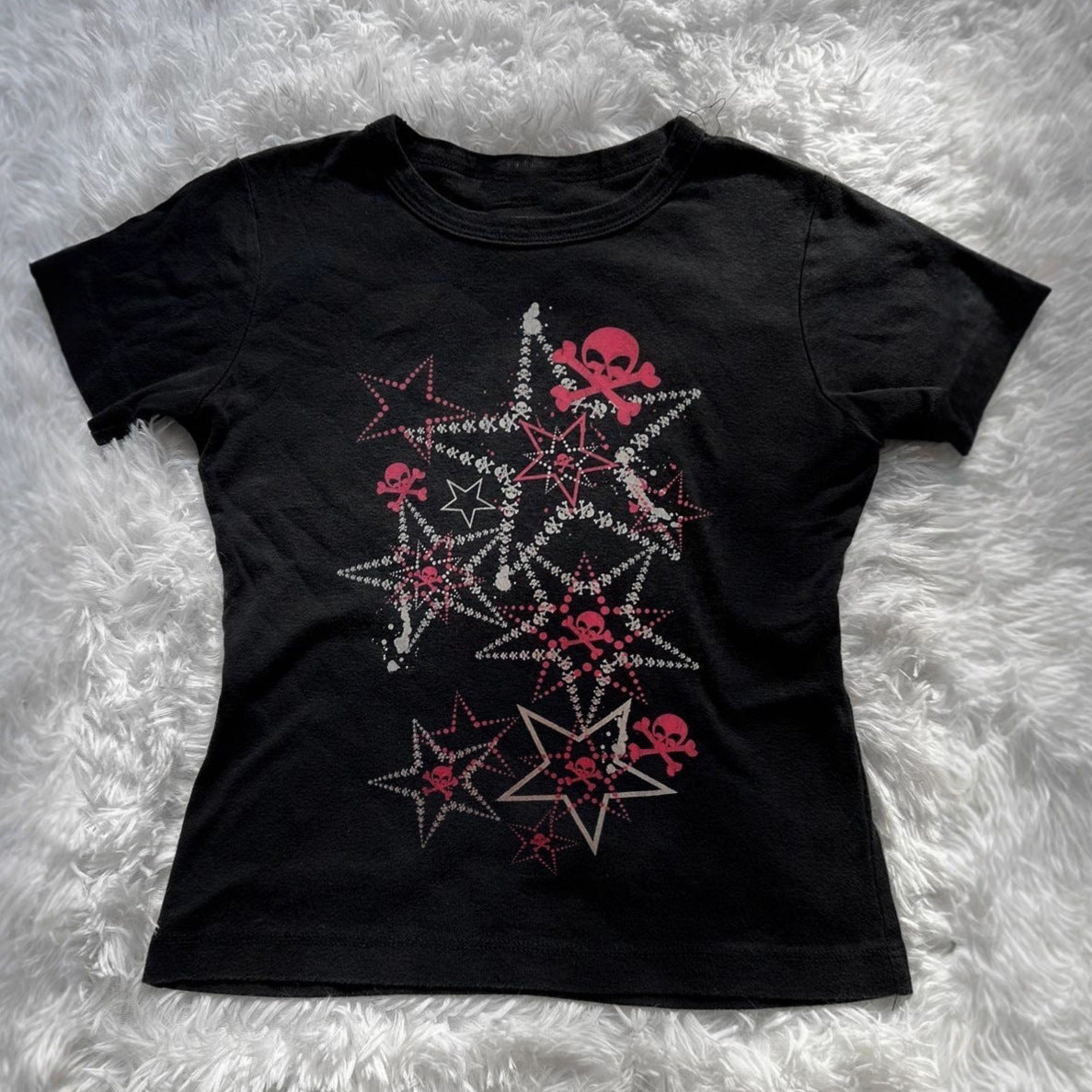 Damen T-Shirt mit kreativem Skull-Design und auffälligem Sternen-Print R&B