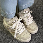 Damen Sportliche Sneaker mit atmungsaktivem Mesh-Obermaterial und stabiler Sohle R&B