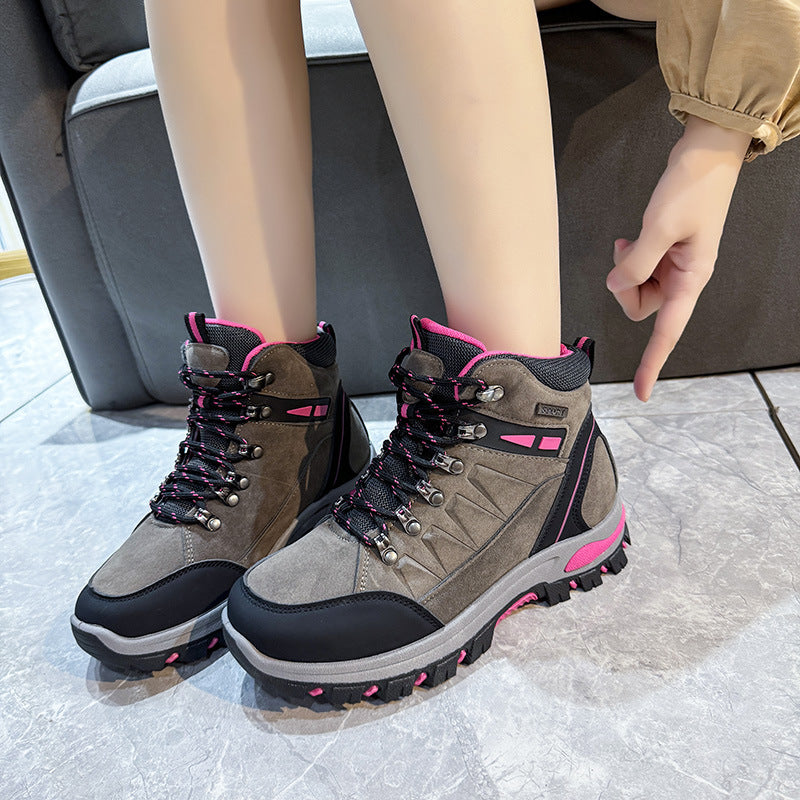 Damen nan robuste Trekkingboots mit wasserabweisender Wildlederoptik, gepolstertem Knöchelkragen und profilierter Outdoor-Laufsohle R&B