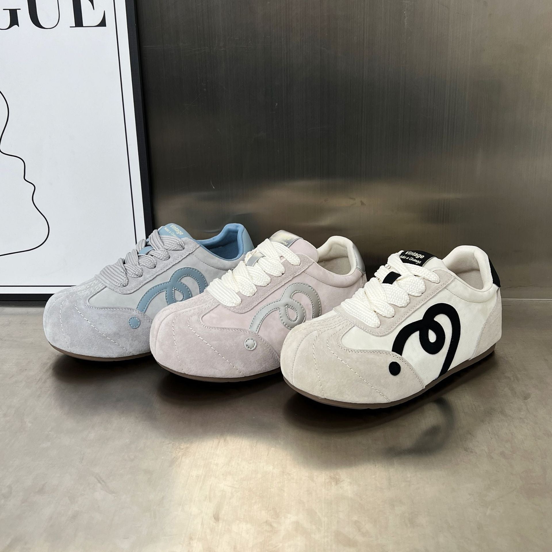 Damen Komfortable Sneaker mit weichem Wildleder-Obermaterial und innovativer Dämpfungstechnologie R&B