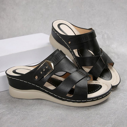 Damen Wedge-Pantoletten mit elegantem Kreuzriemen und komfortablem Fußbett R&B