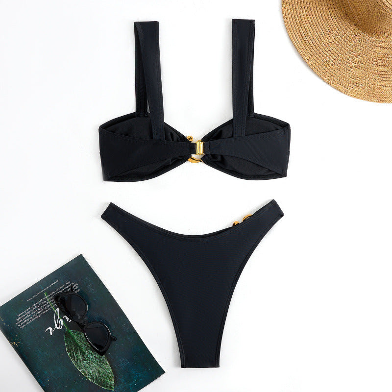 Damen Bikini-Set mit breiten Trägern und modischem Golddetail R&B