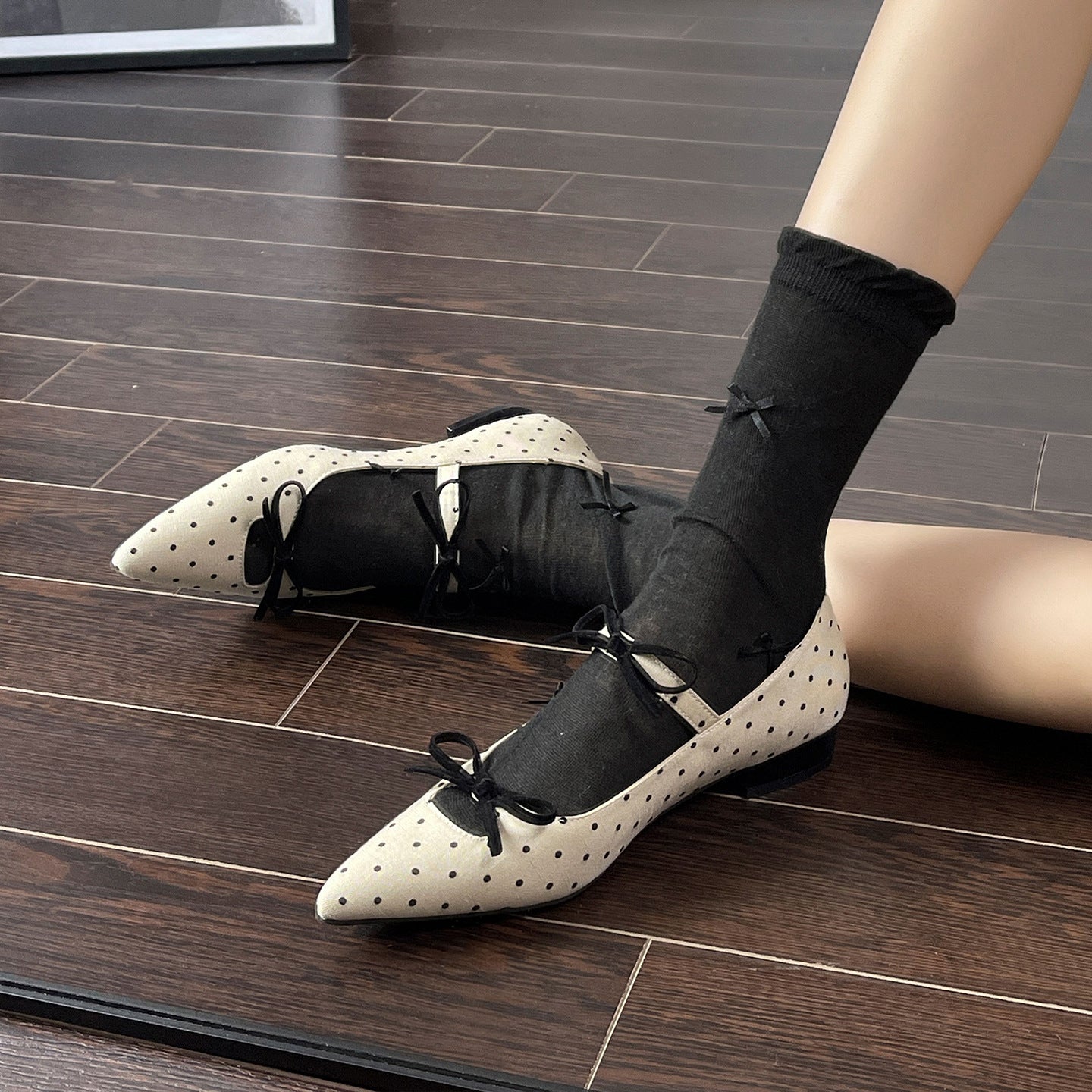 Damen Ballerinas mit elegantem Riemen und modischem Punkten-Design R&B