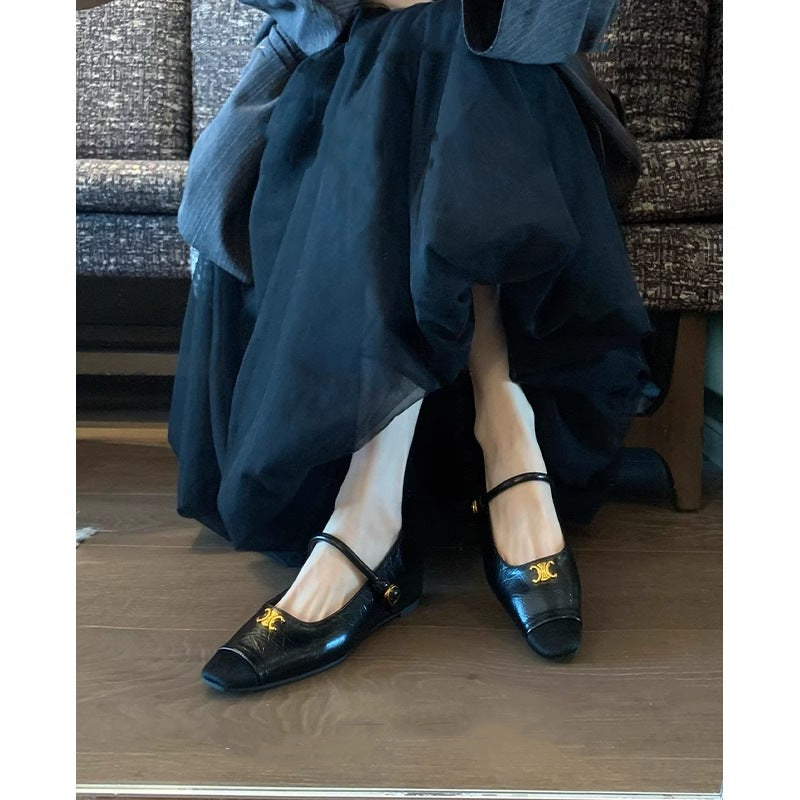 Damen elegante Ballerinas mit modischem Riemen und geschmackvollem Schmuckdetail R&B