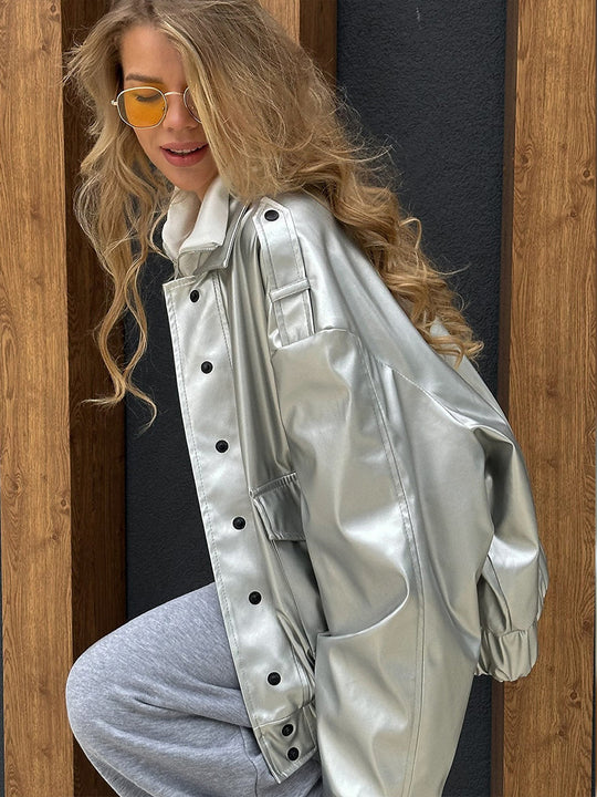 Damen Oversized Kunstlederjacke mit modischem Schnitt und eleganten Details R&B