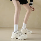 Damen Sportliche Chunky Sneakers mit atmungsaktiver Sohle und eleganten Designelementen