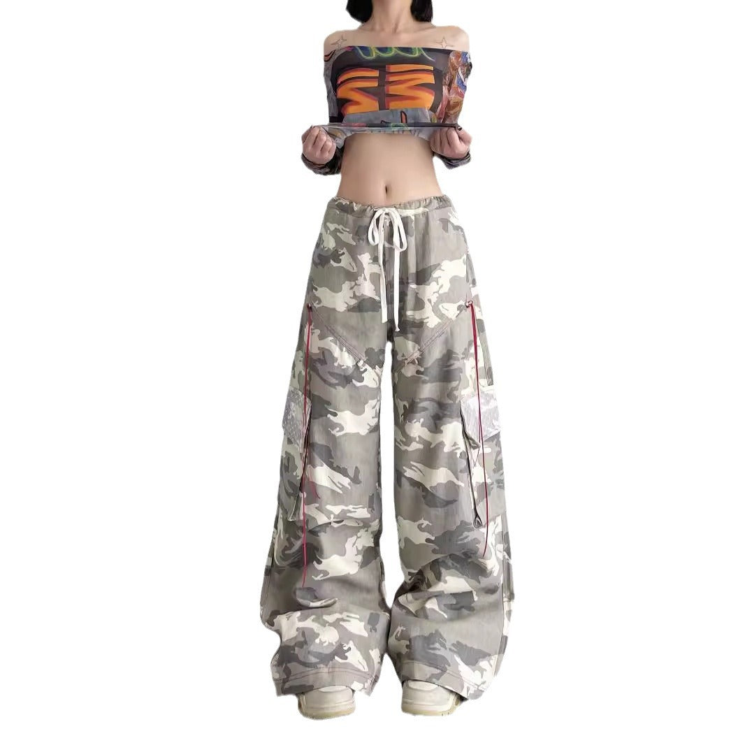 Damen Cargo-Hose im lässigen Oversized-Schnitt mit modischem Camouflage-Design R&B