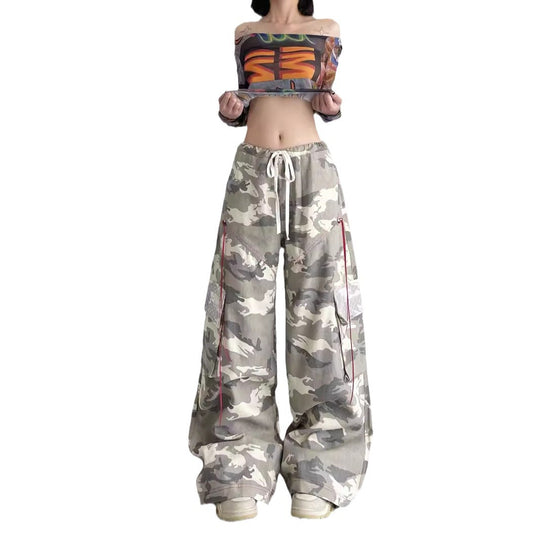 Damen Cargo-Hose im lässigen Oversized-Schnitt mit modischem Camouflage-Design R&B