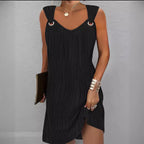 Damen Minikleid mit Wellenstruktur und dekorativen Ringen R&B