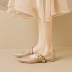 Damen elegante Ballerinas mit modernem Riemen und auffälliger Schnalle