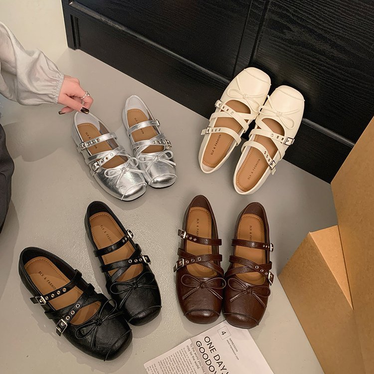 Damen Ballerina-Pumps mit dekorativen Riemchen und komfortablem Fußbett R&B
