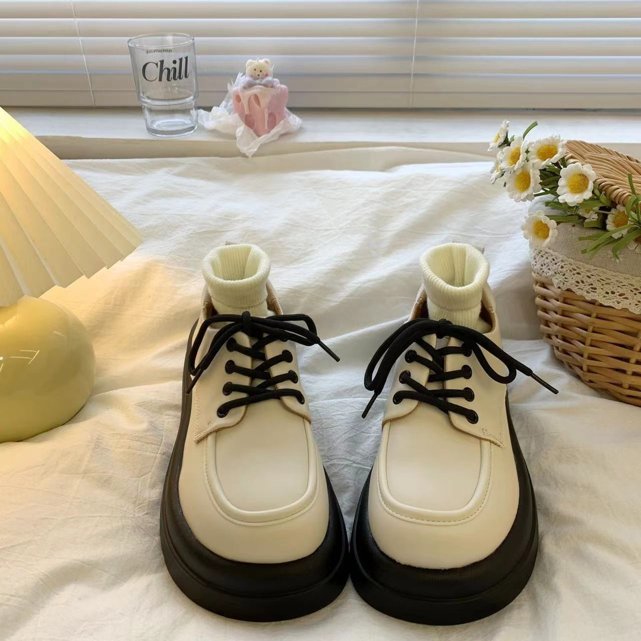 Damen Stilsichere Sneakers mit hohem Schaft von R&B