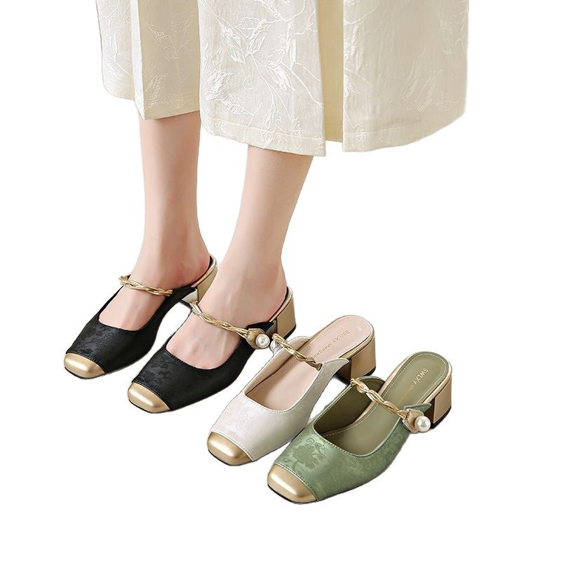 Damen Elegante Absatzmules mit perlverziertem Riemen und changierender Oberfläche R&B