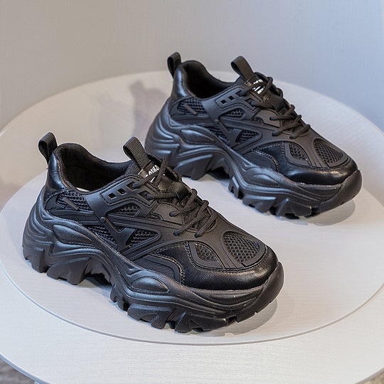 Damen Sportliche Sneakers mit atmungsaktiven Netz-Einsätzen und stabiler Sohle R&B
