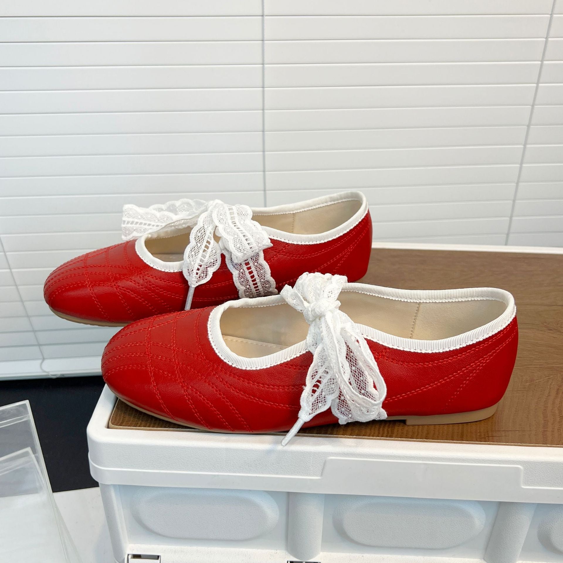 Damen Ballerinas mit eleganter Spitzeneinlage und bequemem Fußbett R&B