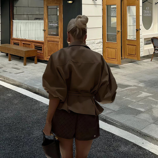 Damen elegante Jacke mit taillierter Silhouette und praktischen Taschen R&B