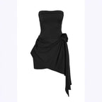 Damen elegantes schulterfreies Wickelkleid mit asymmetrischem Saum und floralem Detail R&B