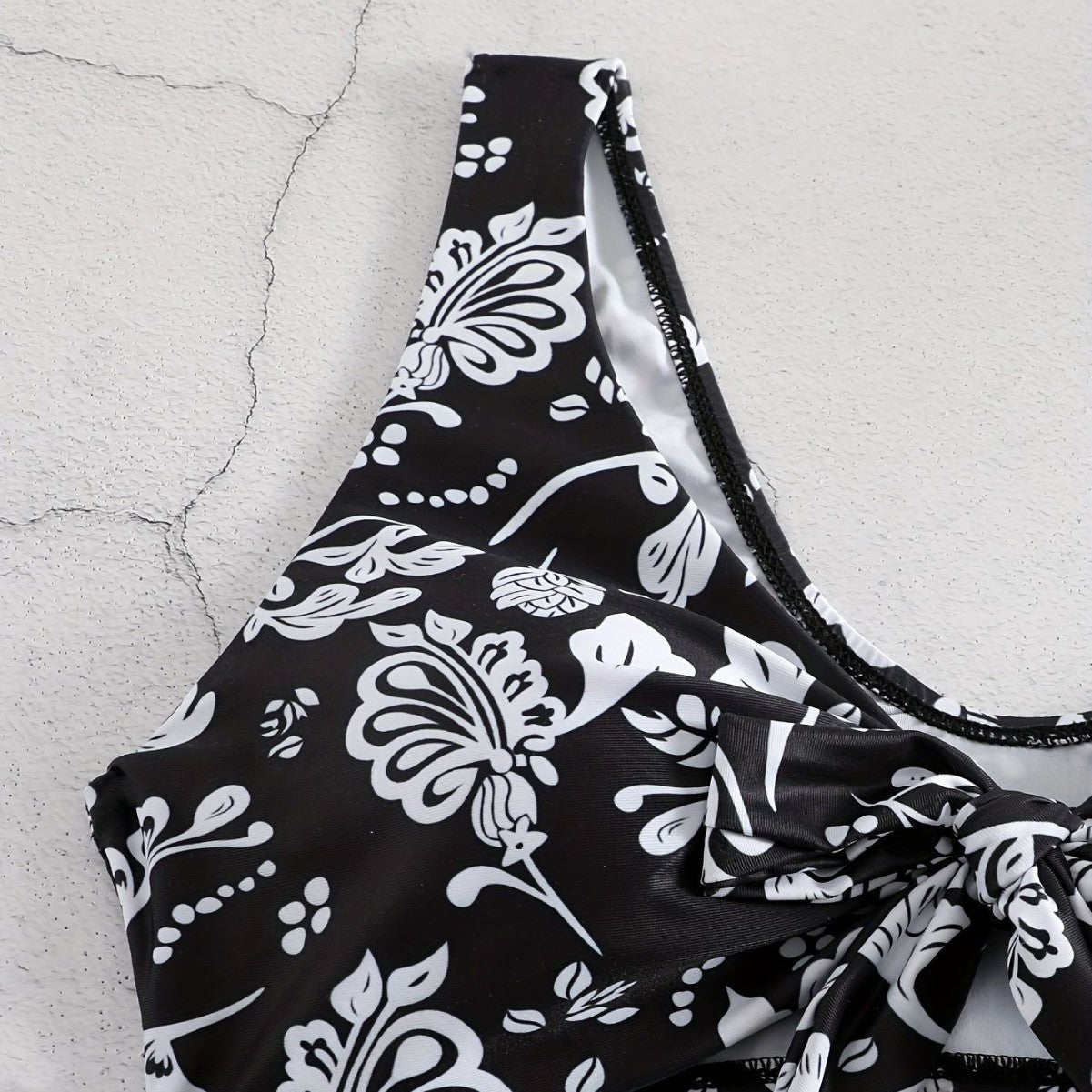 Damen Triangel-Bikini mit verspieltem Knoten-Detail R&B
