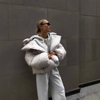 Damen oversized Daunenjacke mit hohem Kragen und voluminösen Ärmeln R&B