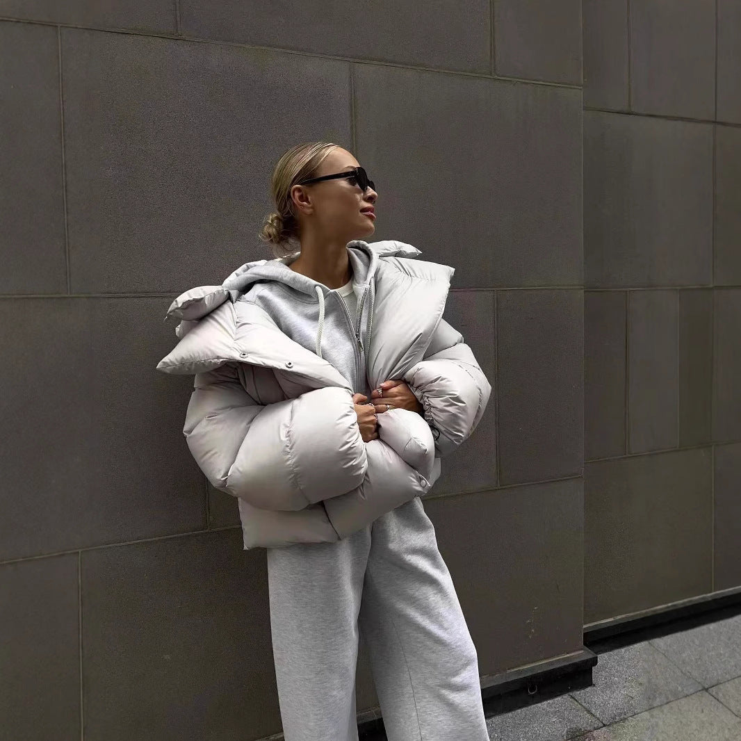 Damen oversized Daunenjacke mit hohem Kragen und voluminösen Ärmeln R&B