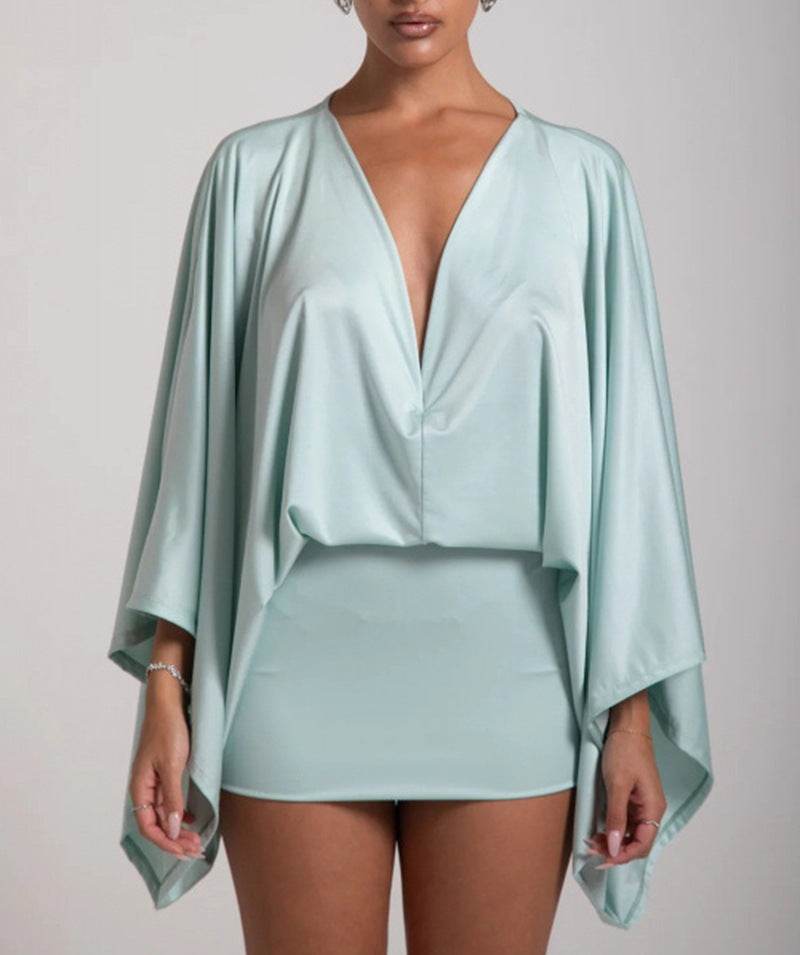 Damen nan Cape-Minikleid mit tiefem V-Ausschnitt, Fledermausärmeln und tailliertem Minirock R&B