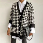 Damen modische Strickjacke mit klassischem Hahnentrittmuster und Knopfdetails R&B