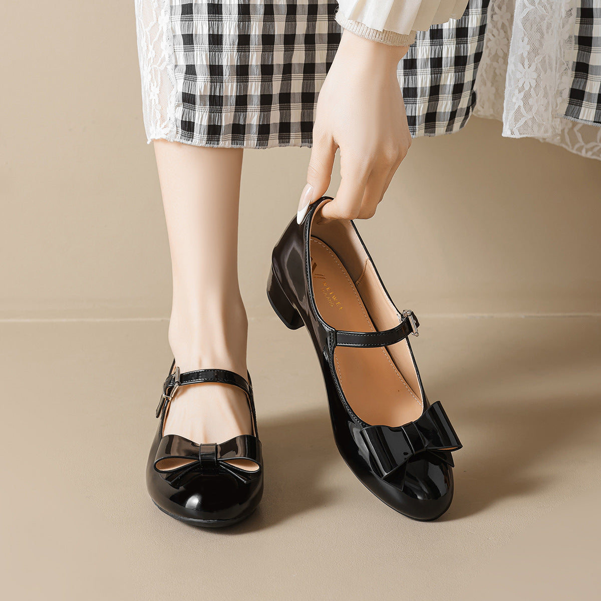 Damen Mary-Jane Ballerinas mit modischer Schleifenapplikation und komfortablem Absatz