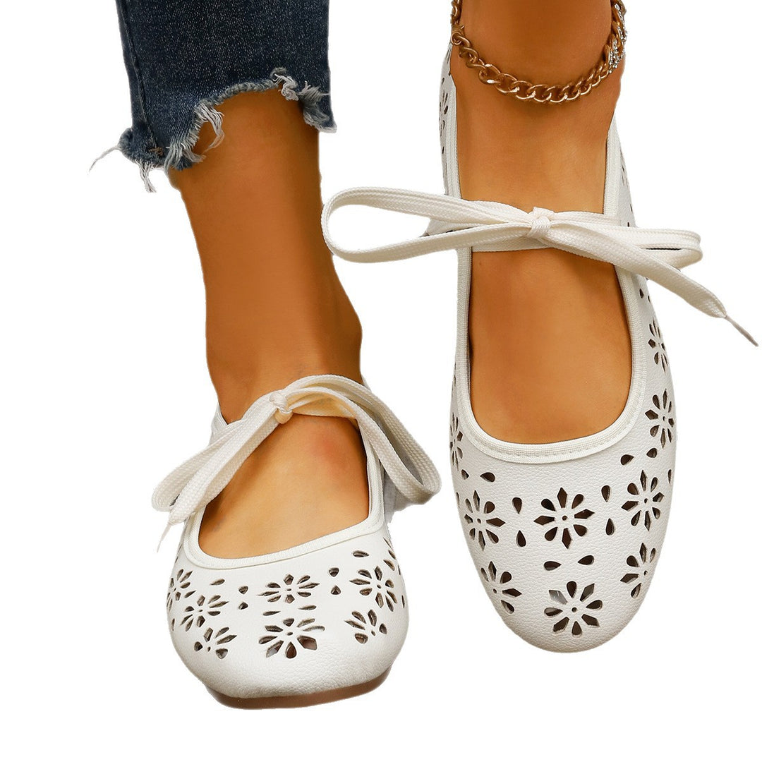 Damen Ballerinas mit perforiertem Blumenmuster und komfortablem Fußbett R&B