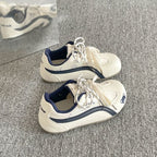 Damen Sportliche Sneakers mit individuell gestalteter Schnürung und hochwertigem Obermaterial