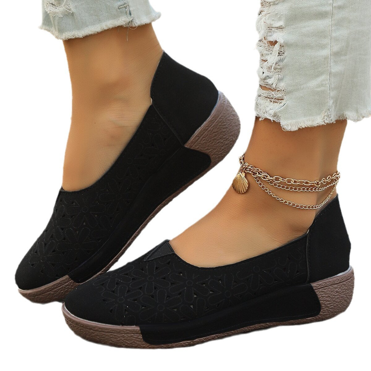 Damen Bequeme Slip-On Schuhe mit floraler Cut-Out-Optik R&B