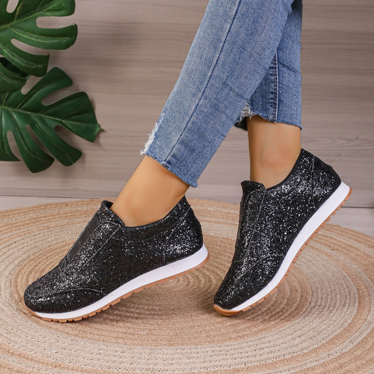 Damen Sportliche Slip-On Sneakers mit funkelndem Glitzer-Heel R&B