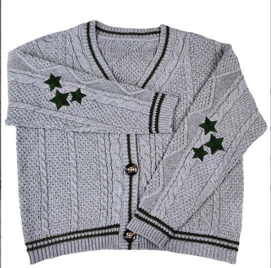 Damen Grobstrickjacke mit einzigartiger Zopfstruktur und dekorativen Sternen R&B